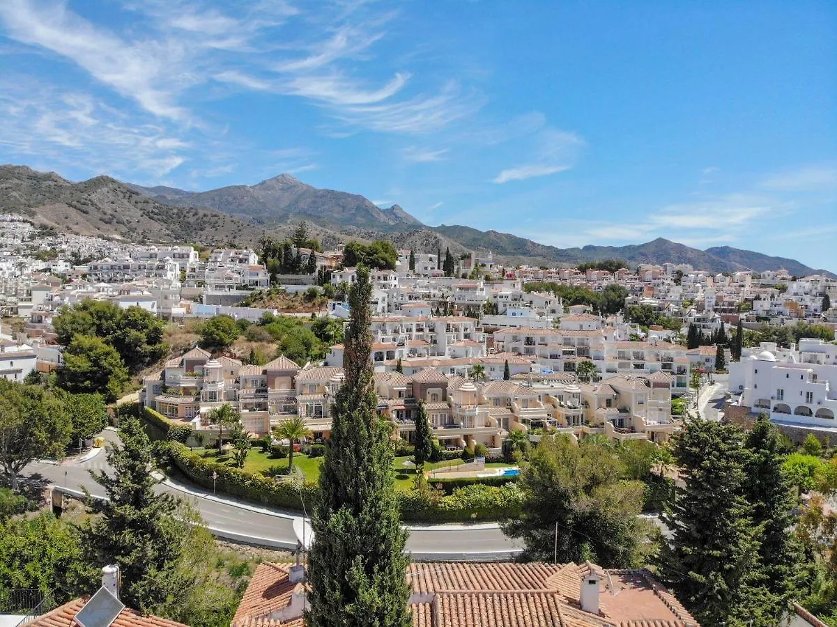 Contactos de Nerja Paradise Rentals - Villa Ambar