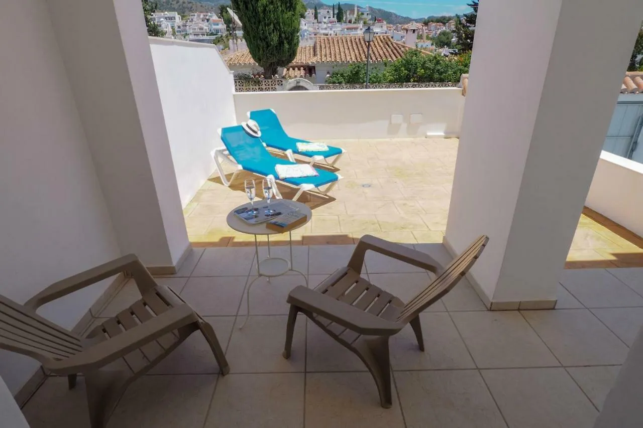 Nerja Paradise Rentals - Villa Ambar 0*,